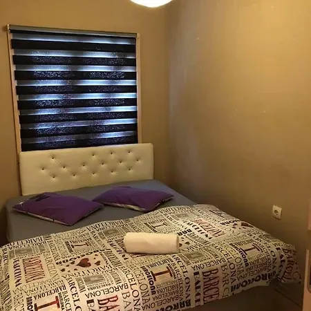 Uzunoglu Apart *
